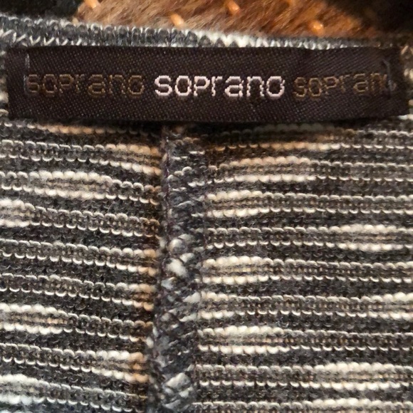 Adorable Comfortable V Neck Dress🌸 - Picture 6 of 9